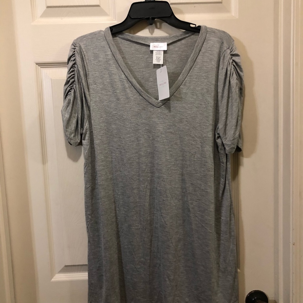 NWT- gray tunic